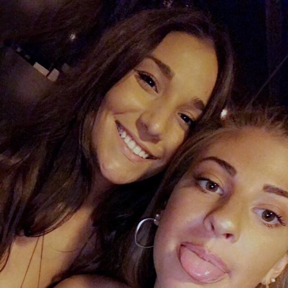 Meet your Posher, Jenna - Picture 1 of 1